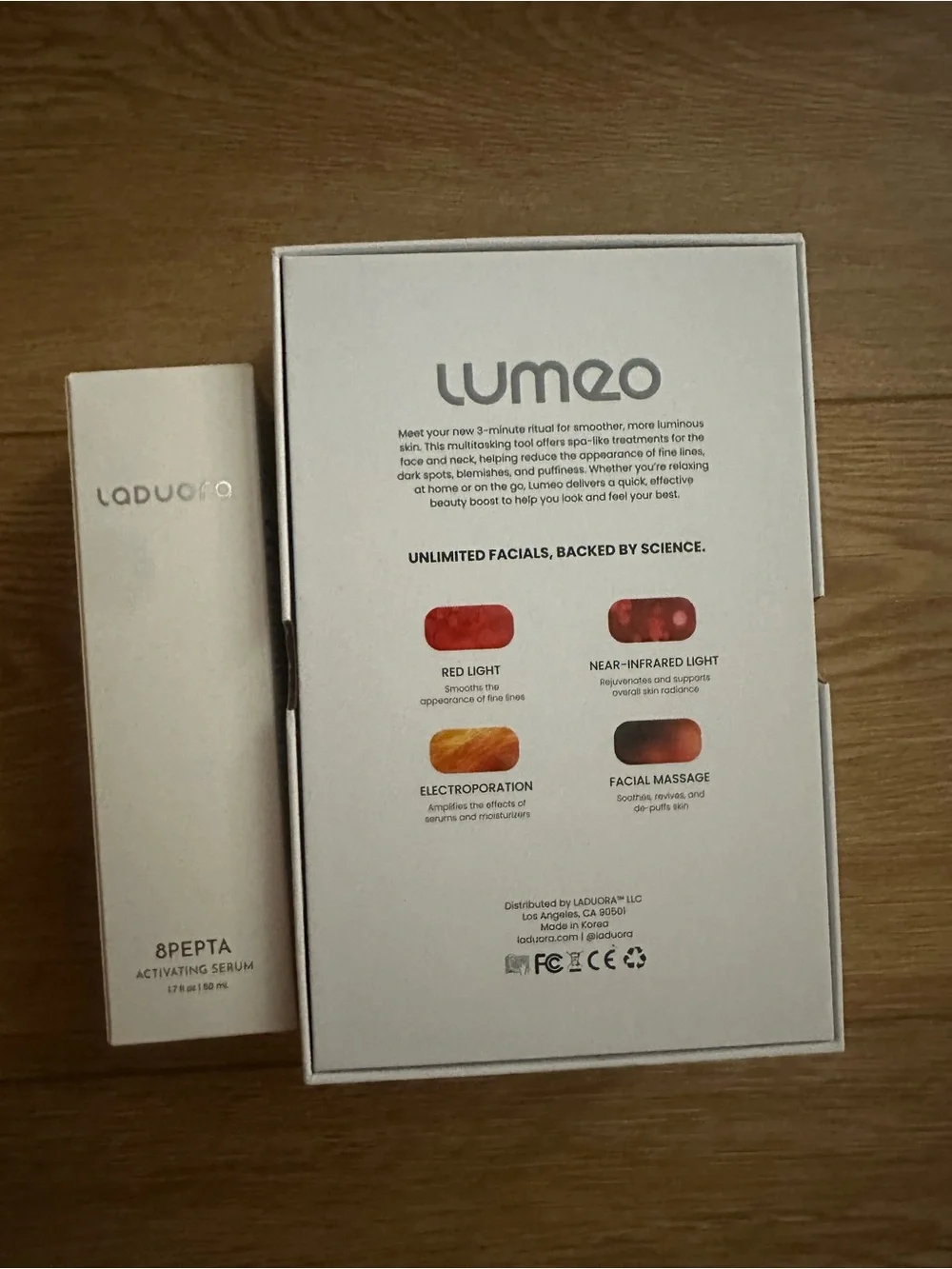 Lumeo SkinLift 4D Current™ Red Light Therapy Kit